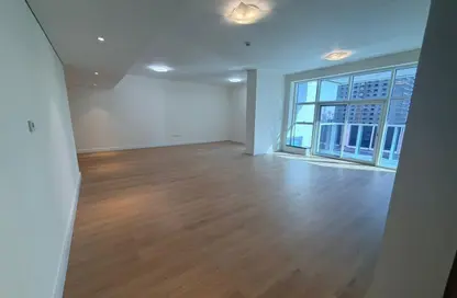 Apartment - 3 Bedrooms - 4 Bathrooms for sale in Marina Arcade Tower - Dubai Marina - Dubai