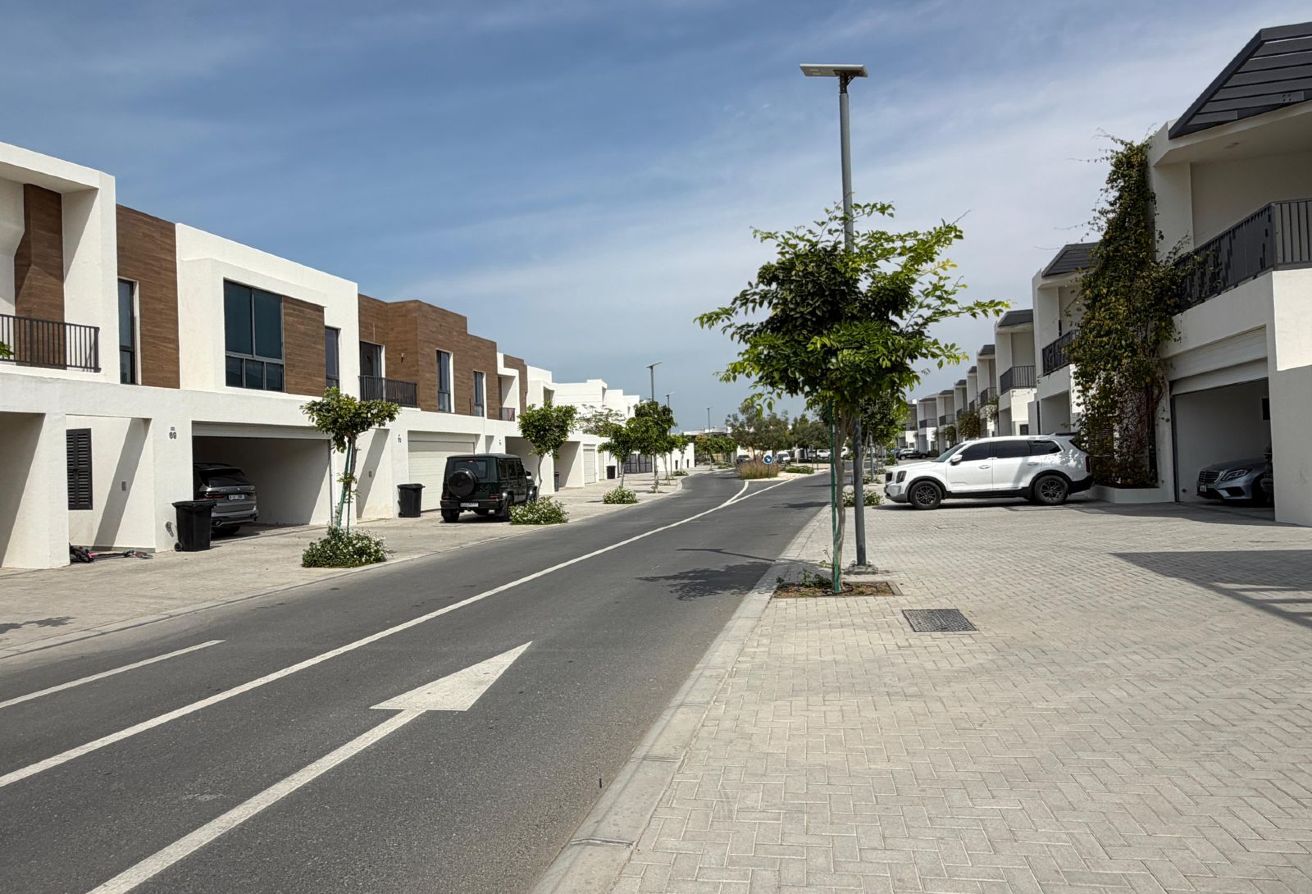 Marbella 5BR Villa | Spacious | Prime Location