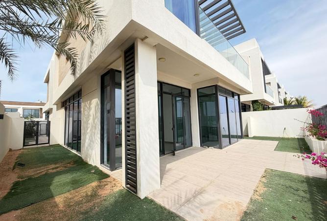 137430215 - Property Image 2