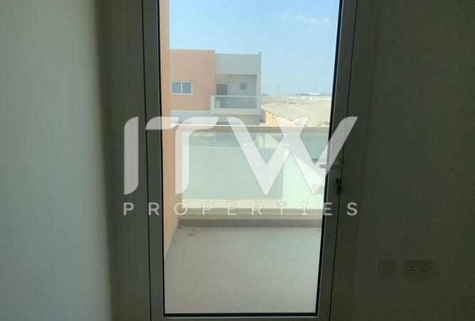 82821441 - Property Image 2