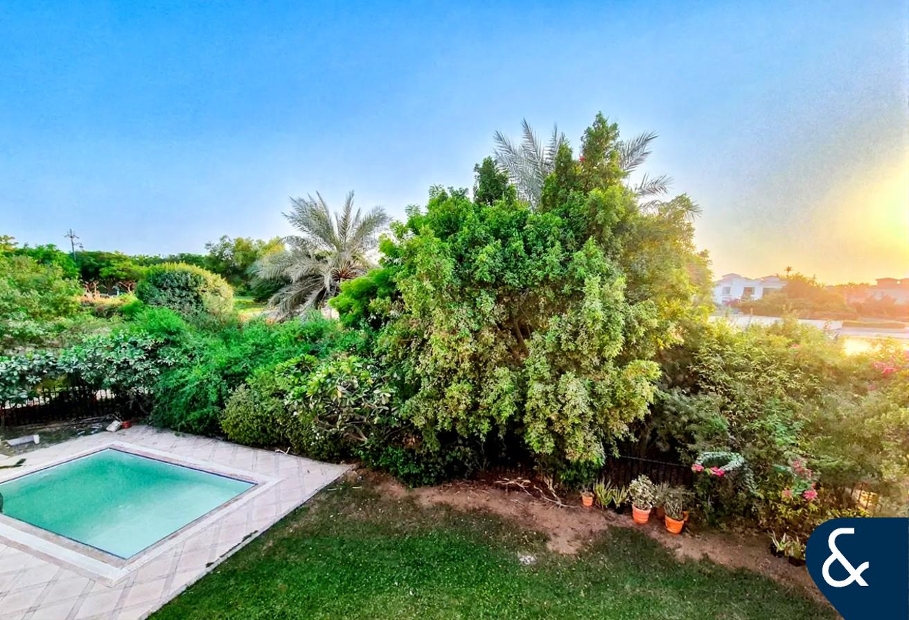 Deal of the week | Corner Plot | 4 Bedrooms photo 19