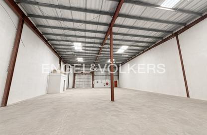 Warehouse - Studio - 1 for rent in 8WD - Dubai Investment Park 1 (DIP 1) - Dubai Investment Park (DIP) - Dubai