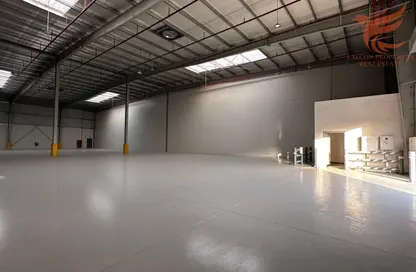 Warehouse - Studio - 2 Bathrooms for rent in Industrial Park - RAK FTZ - Ras Al Khaimah