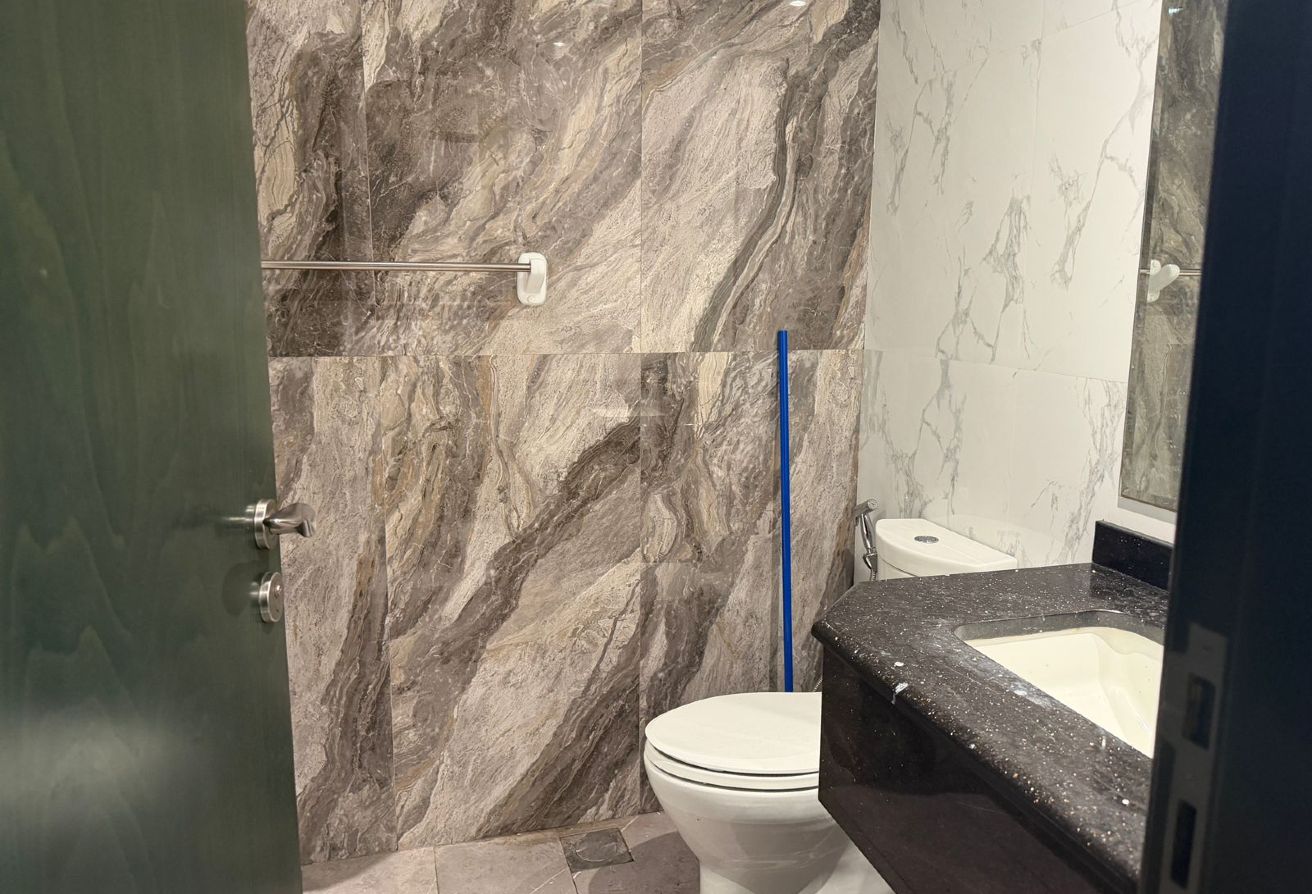 Studio apartment in Elite Business Bay Residence, Business Bay: 11