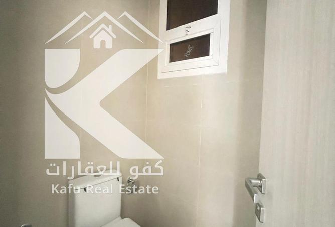 93150813 - Property Image 3