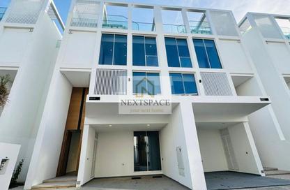 Villa - 4 Bedrooms - 5 Bathrooms for rent in Ixora - Al Barari - Dubai