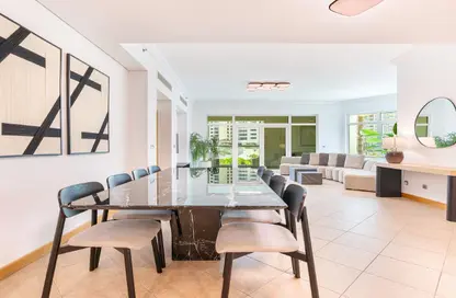 Apartment - 4 Bedrooms - 4 Bathrooms for rent in Al Habool - Shoreline Apartments - Palm Jumeirah - Dubai