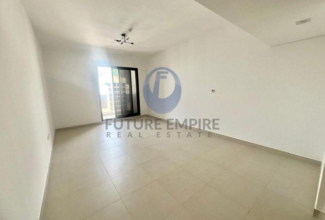 73879132 - Property Main Image