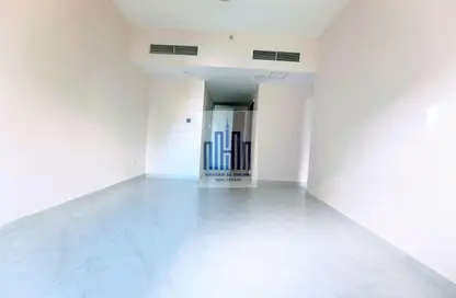 Apartment - 1 Bedroom - 2 Bathrooms for rent in Muwaileh - Sharjah