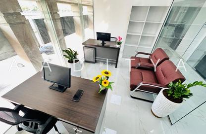 Office Space - Studio - 1 Bathroom for rent in Reem Residency - Al Karama - Dubai