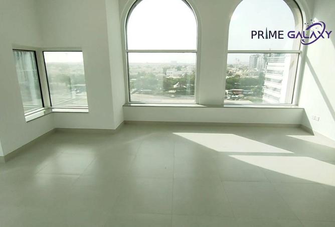 54004385 - Property Main Image