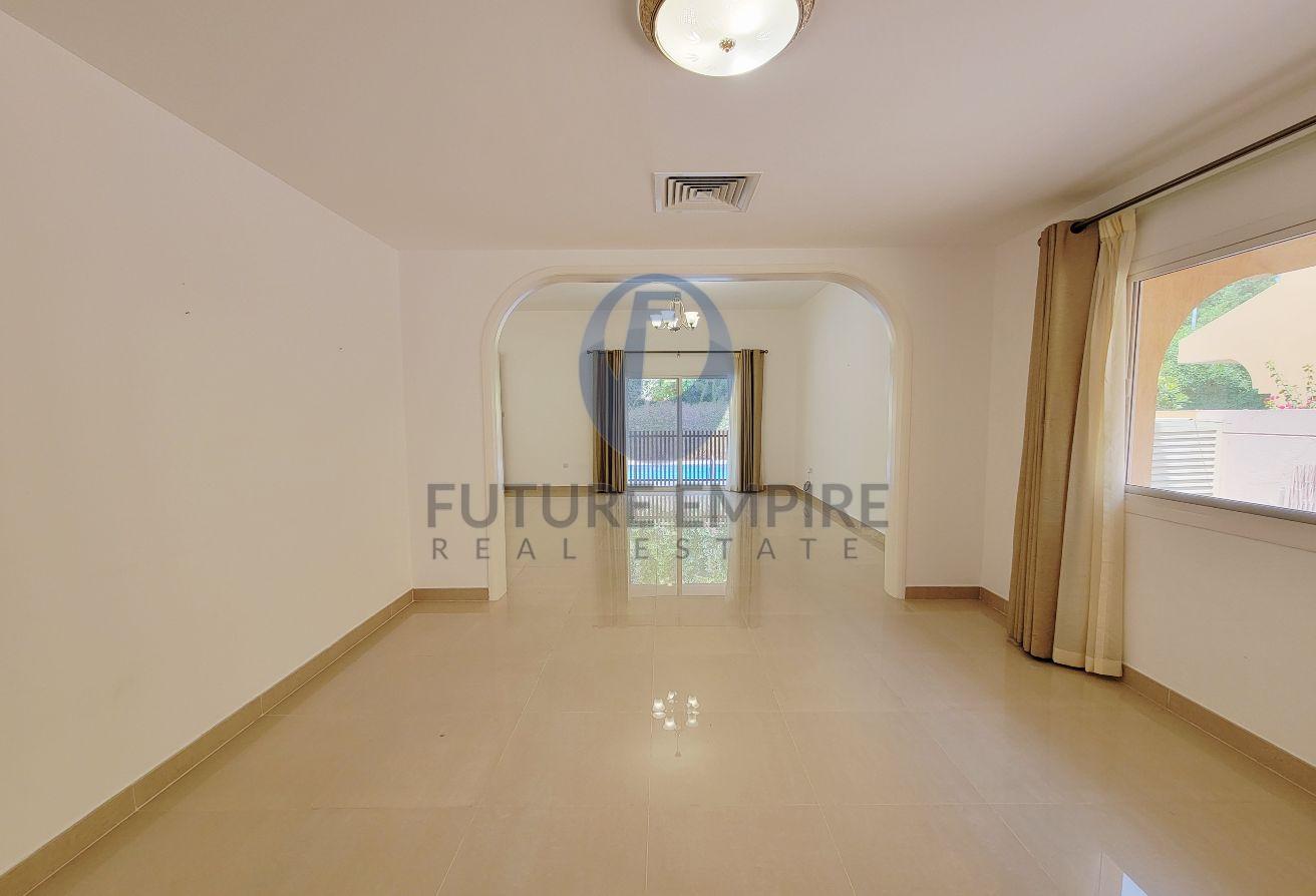 Spacious 5BHK Villa & Private Pool + Maid Room photo 11