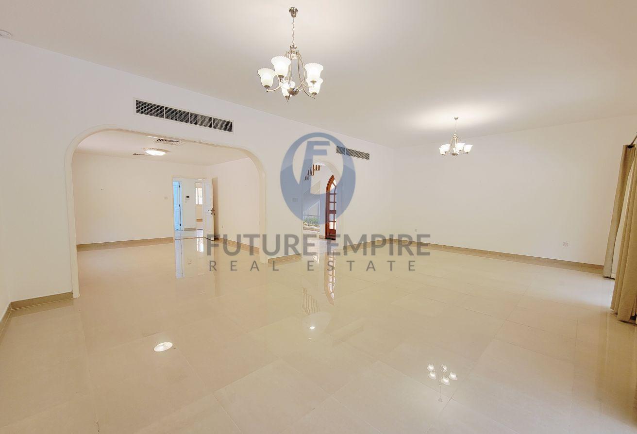 Spacious 5BHK Villa & Private Pool + Maid Room photo 10