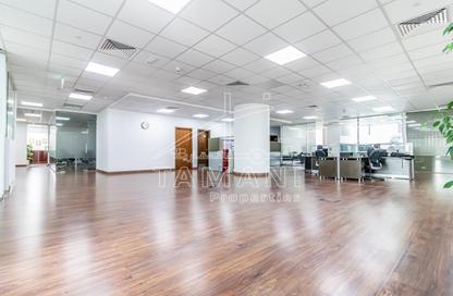 Office Space - Studio for sale in Vision Tower - Business Bay - Dubai