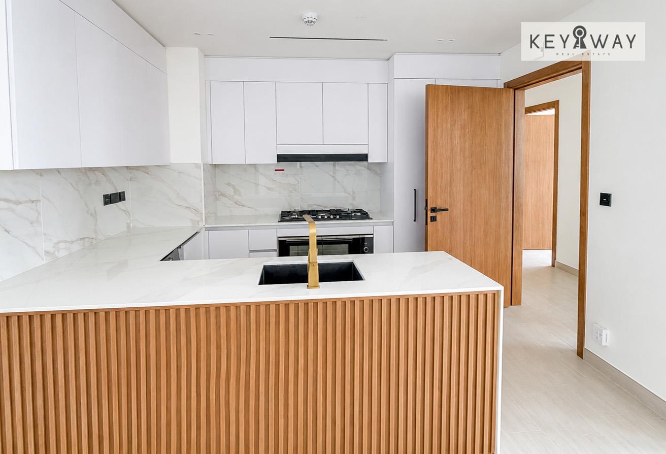 Spacious 2-Bedroom | Private Pool | JVC photo 6