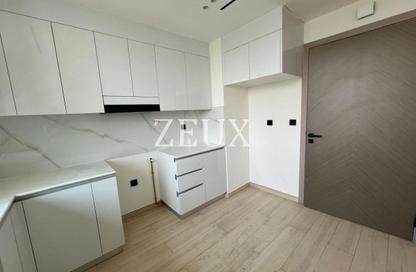 Apartment - 1 Bedroom - 2 Bathrooms for rent in Binghatti LUNA - District 12 - Jumeirah Village Circle - Dubai Apartment - 1 Bedroom - 2 Bathrooms for rent in Binghatti LUNA - District 12 - Jumeirah Village Circle - Dubai