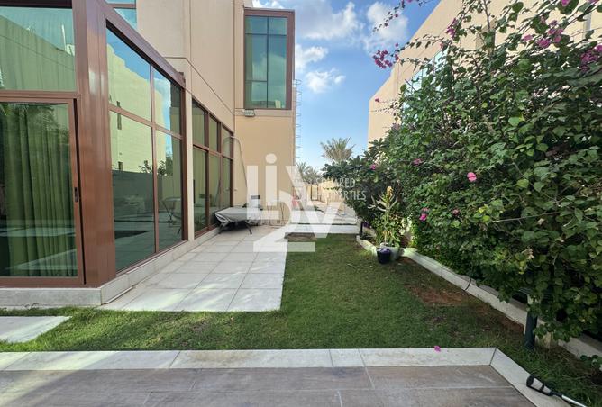 57777271 - Property Image 2