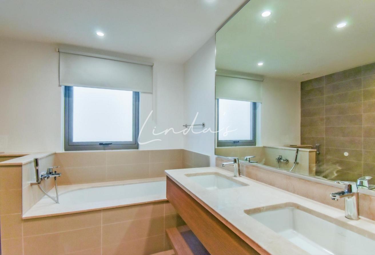 Prime Location | Park backing | Unfurnished photo 11