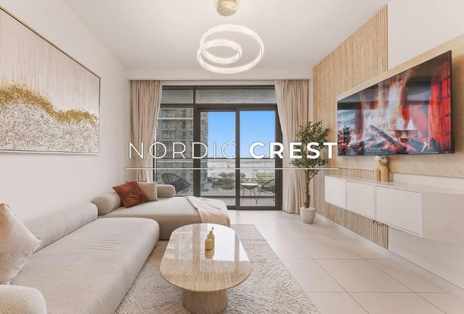 Chic Furnished 1BR | Sea View | Available Soon — photo 3
