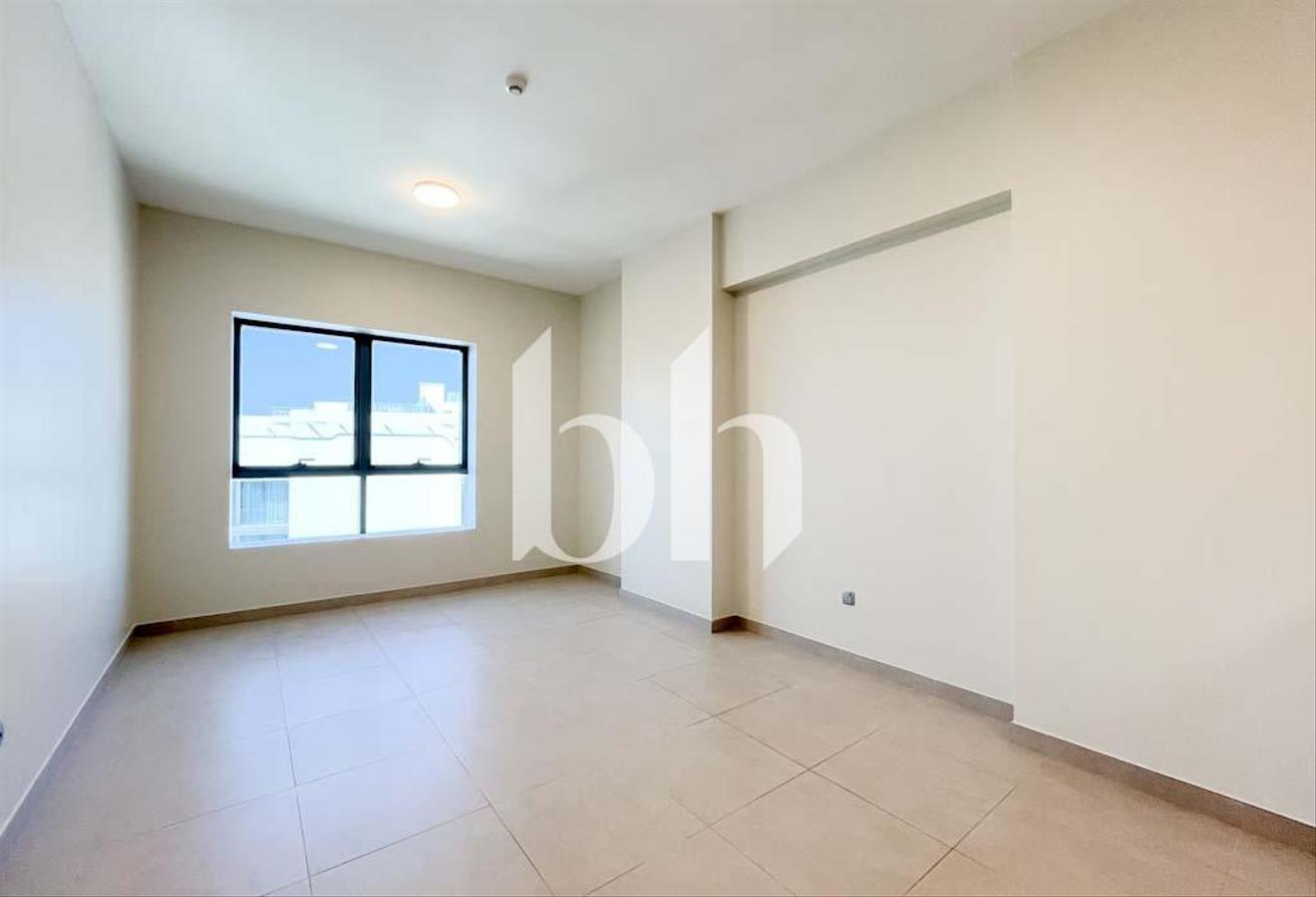 Vacant Now | Multiple Cheques | Prime Location photo 4