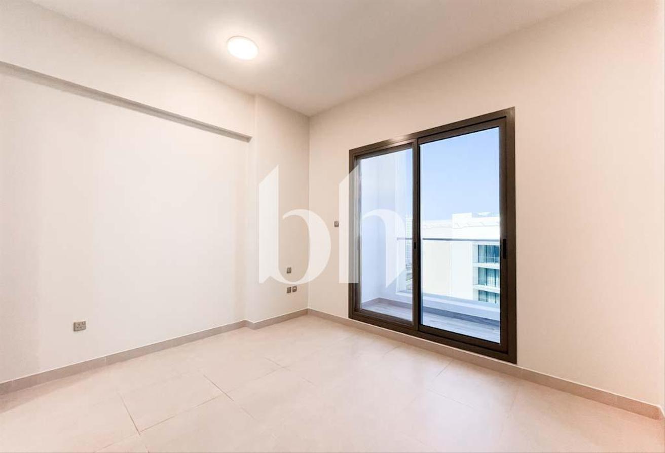 Vacant Now | Multiple Cheques | Prime Location photo 8
