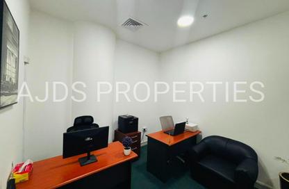 Office Space - Studio - 1 Bathroom for rent in Al Fajer Complex - Oud Metha - Bur Dubai - Dubai