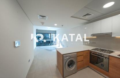 Apartment - 2 Bedrooms - 3 Bathrooms for sale in Radiant Marina Towers - Shams Abu Dhabi - Al Reem Island - Abu Dhabi Apartment - 2 Bedrooms - 3 Bathrooms for sale in Radiant Marina Towers - Shams Abu Dhabi - Al Reem Island - Abu Dhabi