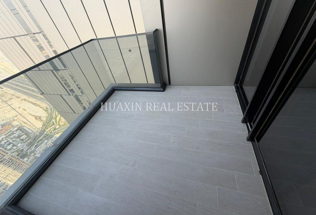 Semi-Furnished| 1Bedroom| Regalia by Deyaar photo 10