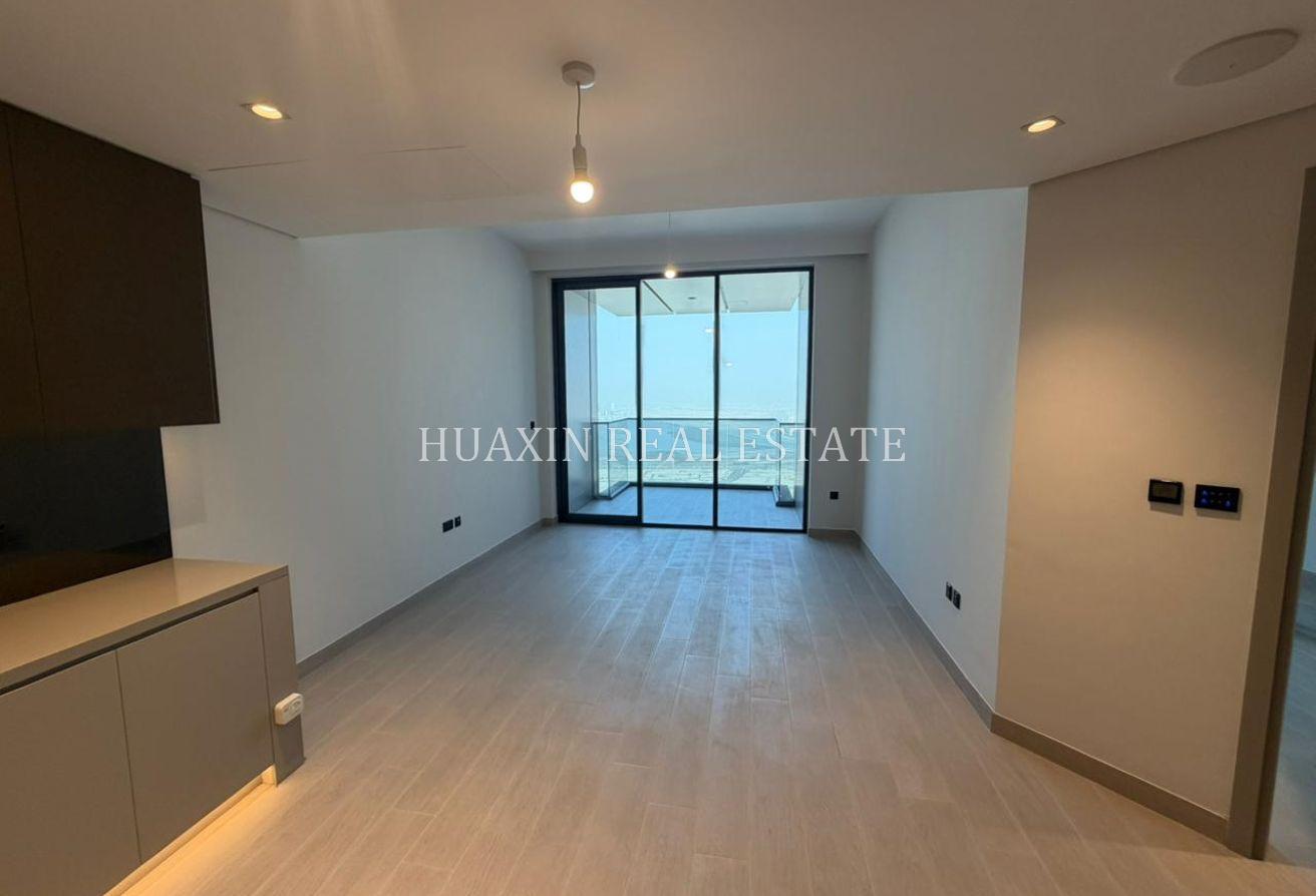 Semi-Furnished| 1Bedroom| Regalia by Deyaar photo 8