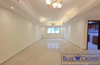 Apartment - 2 Bedrooms - 3 Bathrooms for rent in Al Menhali Building - Oud Metha - Bur Dubai - Dubai Apartment - 2 Bedrooms - 3 Bathrooms for rent in Al Menhali Building - Oud Metha - Bur Dubai - Dubai