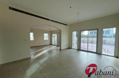 Villa - 2 Bedrooms - 3 Bathrooms for rent in Jumeirah Village Triangle - Dubai Villa - 2 Bedrooms - 3 Bathrooms for rent in Jumeirah Village Triangle - Dubai