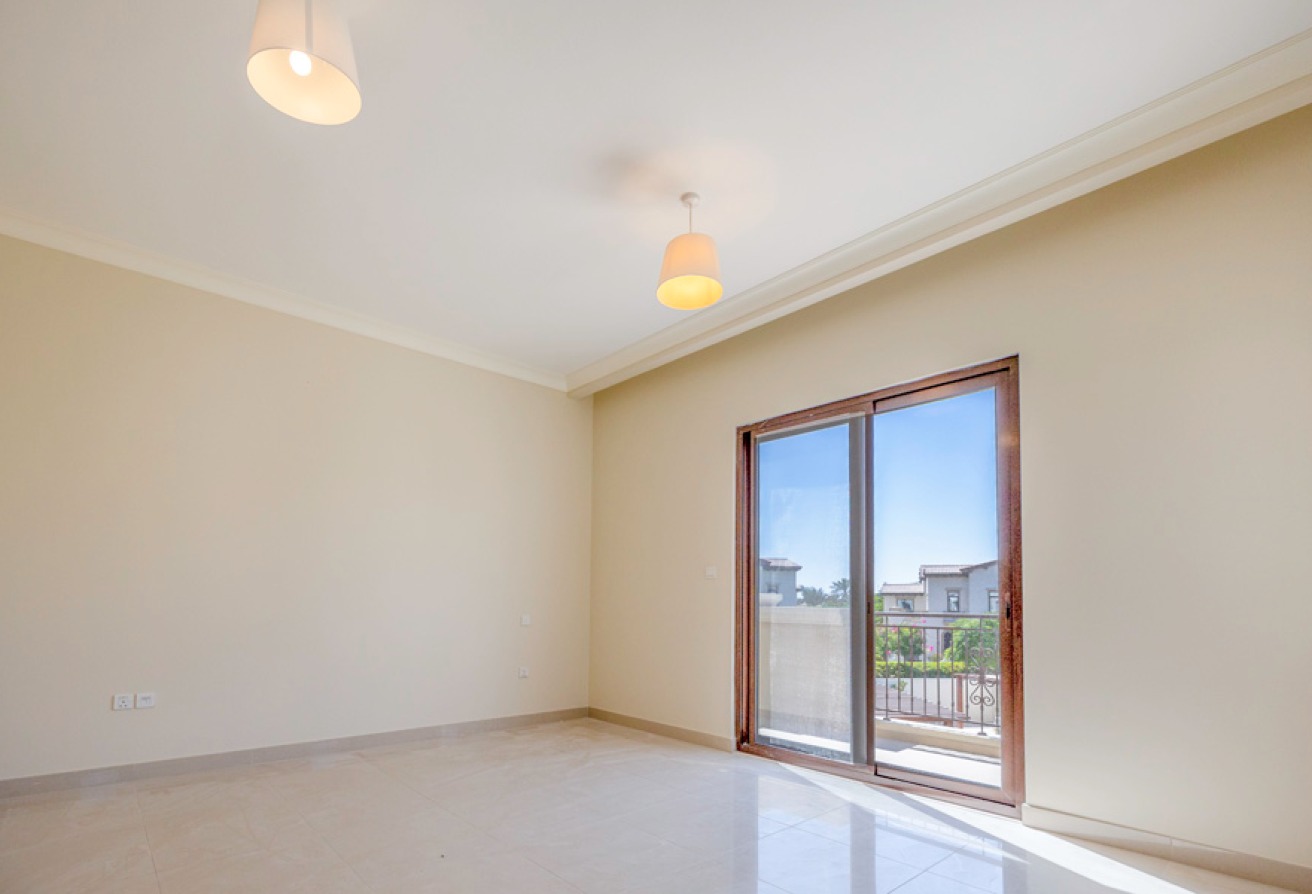 4 bedroom villa in Rosa, Arabian Ranches 2: 19