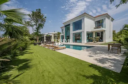 Villa - 5 Bedrooms - 6 Bathrooms for sale in Entertainment Foyer - European Clusters - Jumeirah Islands - Dubai