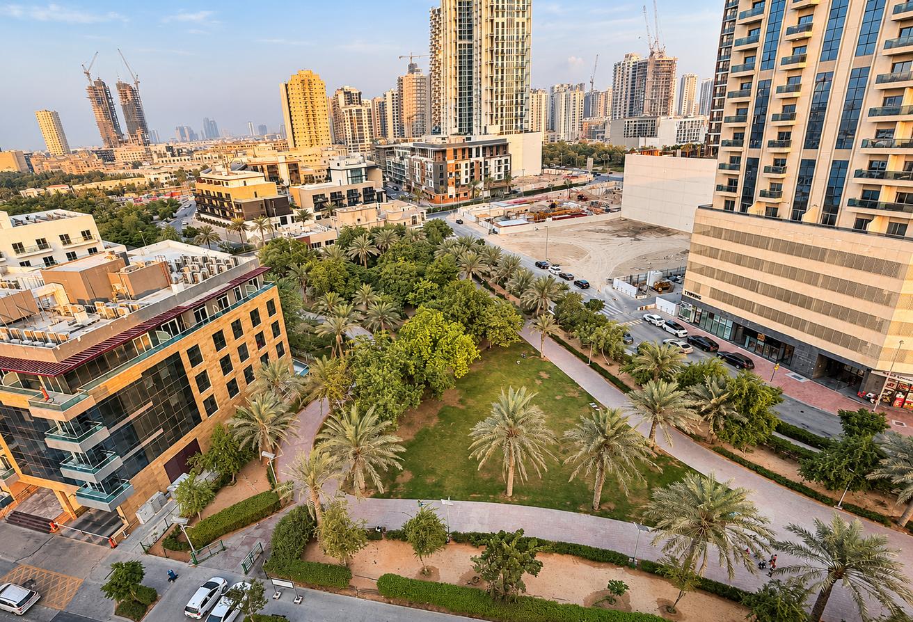 Fully Furnished | Vacant | Park View photo 15