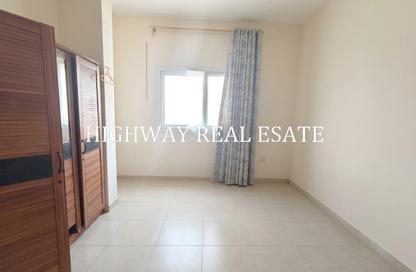 Apartment - 1 - 1 for rent in Muwailih Building - Muwaileh - Sharjah