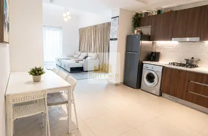 النزل و الشقق الفندقية - غرفة نوم - 2 حمامات للايجار في عزيزي برتون - الفرجان - دبي