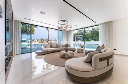 Villa - 4 Bedrooms - 5 Bathrooms for rent in Garden Homes Frond A - Garden Homes - Palm Jumeirah - Dubai