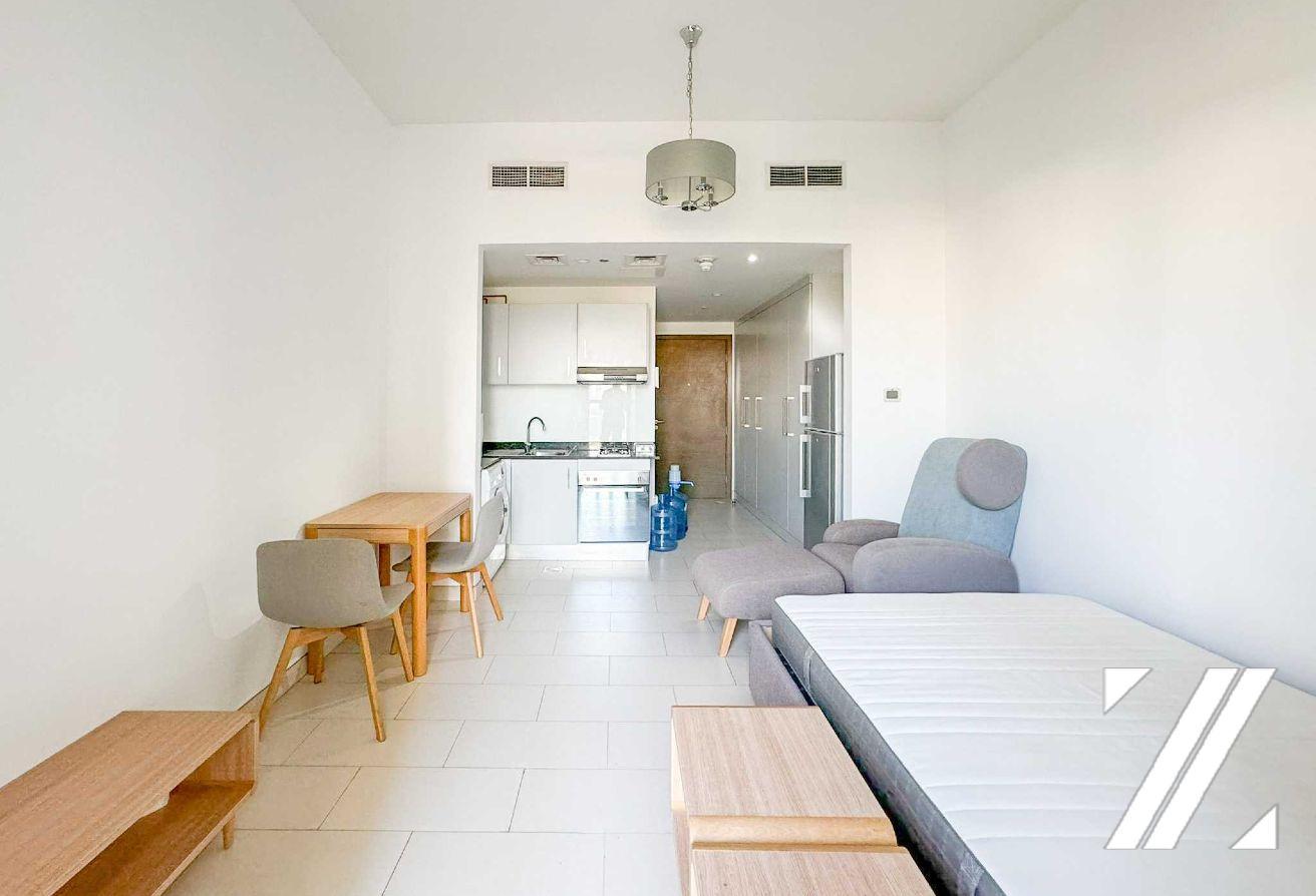 Community View | Fully Furnished | Vacant Unit photo 8