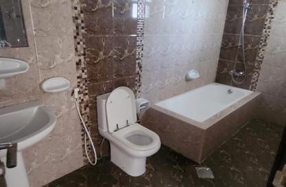 Apartment - 2 - 2 for rent in Corniche Al Fujairah - Fujairah