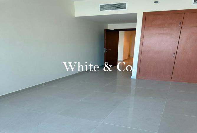 88733005 - Property Image 3
