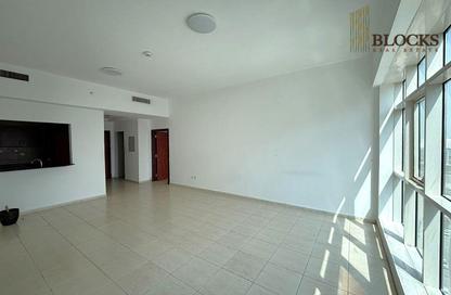 Apartment - 1 - 2 for sale in Olympic Park 4 - Olympic Park Towers - Dubai Sports City - Dubai