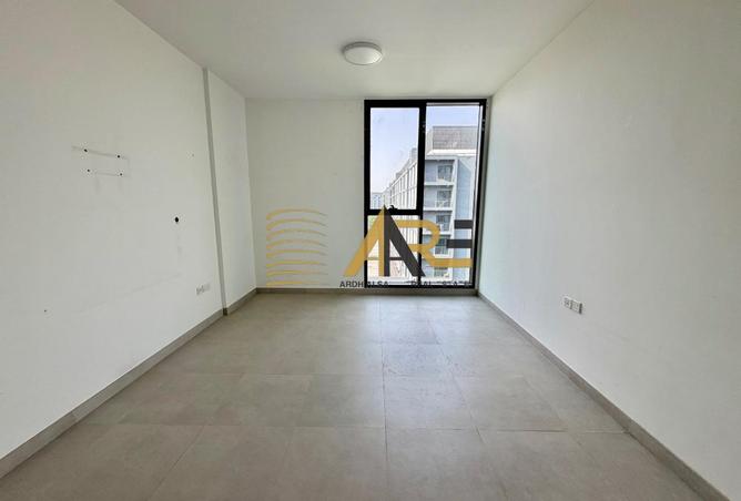 117265017 - Property Image 3