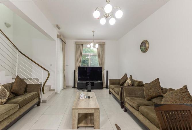 64410630 - Property Image 3