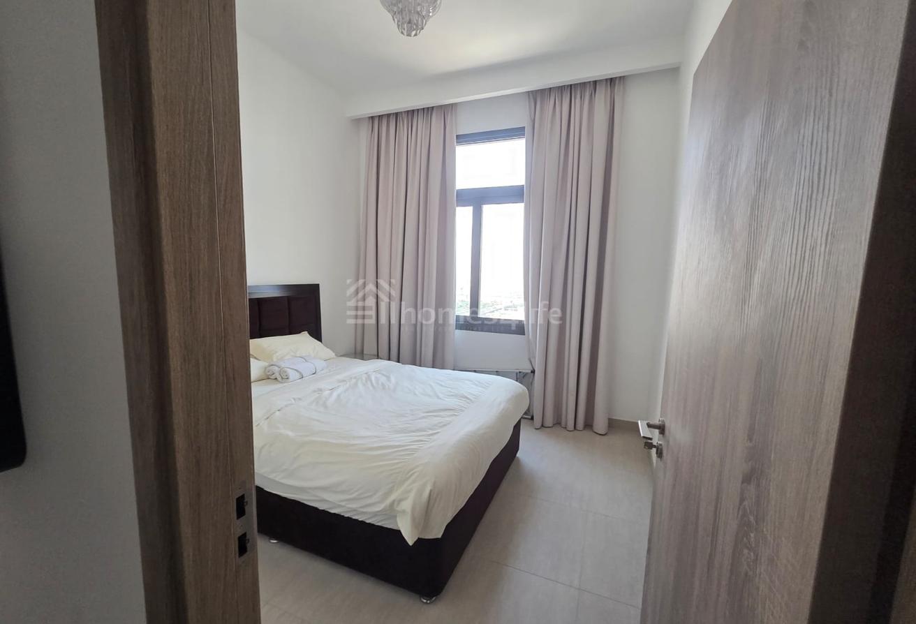 Fully Furnished | Pool View | High Floor | Vacant photo 10