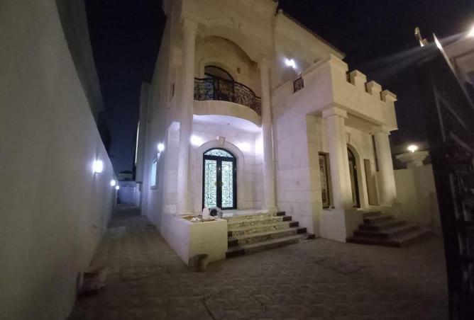 84877682 - Property Image 2