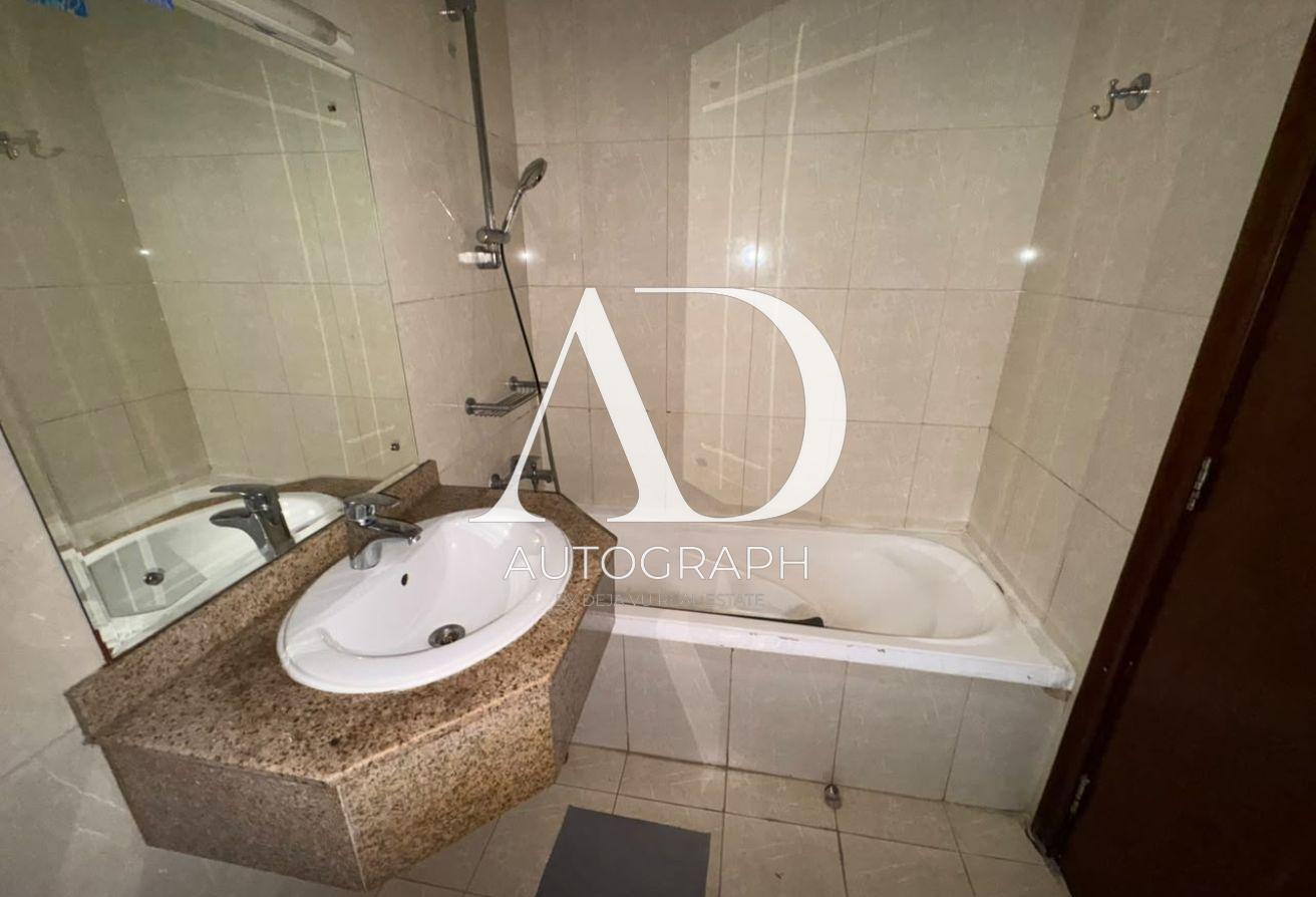 Furnished | Vacant | No Balcony photo 17