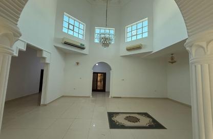 Villa - 7+ Bedrooms - 7+ Bathrooms for rent in Julfar - Ras Al Khaimah