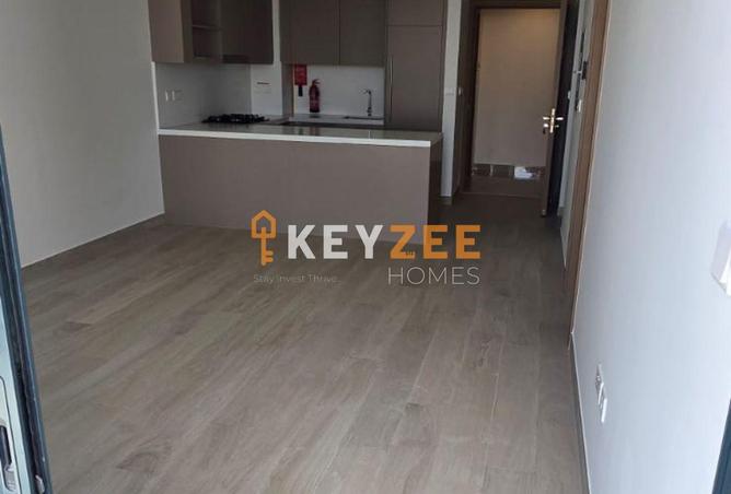 82812045 - Property Main Image