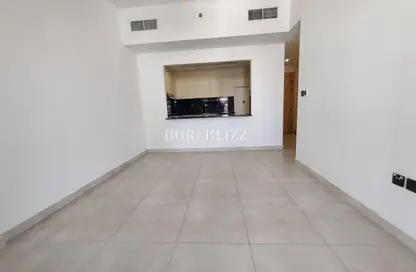 شقة - 2 غرف نوم - 2 حمامات للايجار في بن غاطي روز - منطقة 15 - قرية جميرا الدائرية - دبي