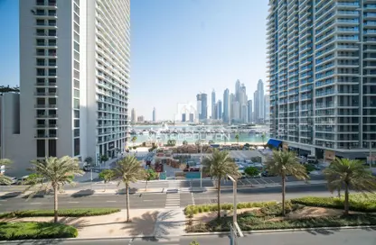 Apartment - 1 Bedroom - 1 Bathroom for rent in Grand Bleu Tower 1 - EMAAR Beachfront - Dubai Harbour - Dubai